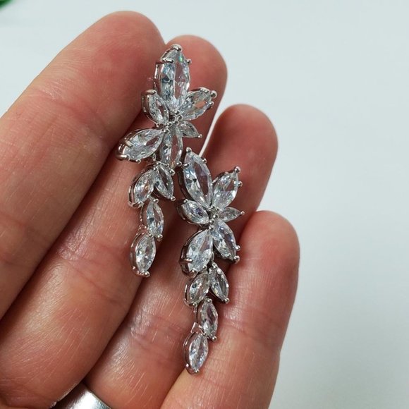 5 Star Rated Copper AAAAA CZ Sparkly Earrings - Picture 6 of 12